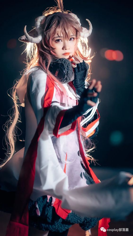 cos明日方舟艾雅法拉cos正片小李