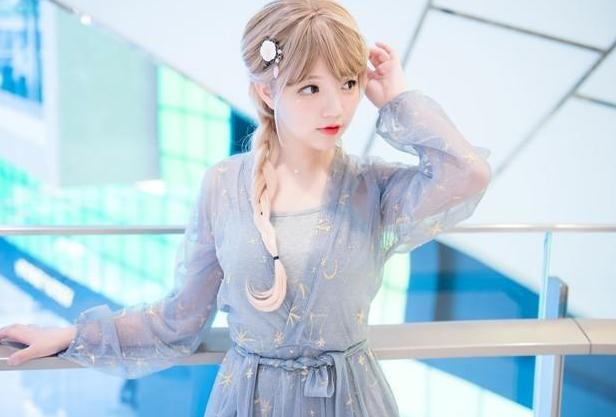 王奕萌玩cosplay也翻车被吐槽像男生本身特色全都没有了