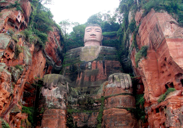 重建大像阁给乐山大佛加个盖避免其风吹雨淋你赞同吗