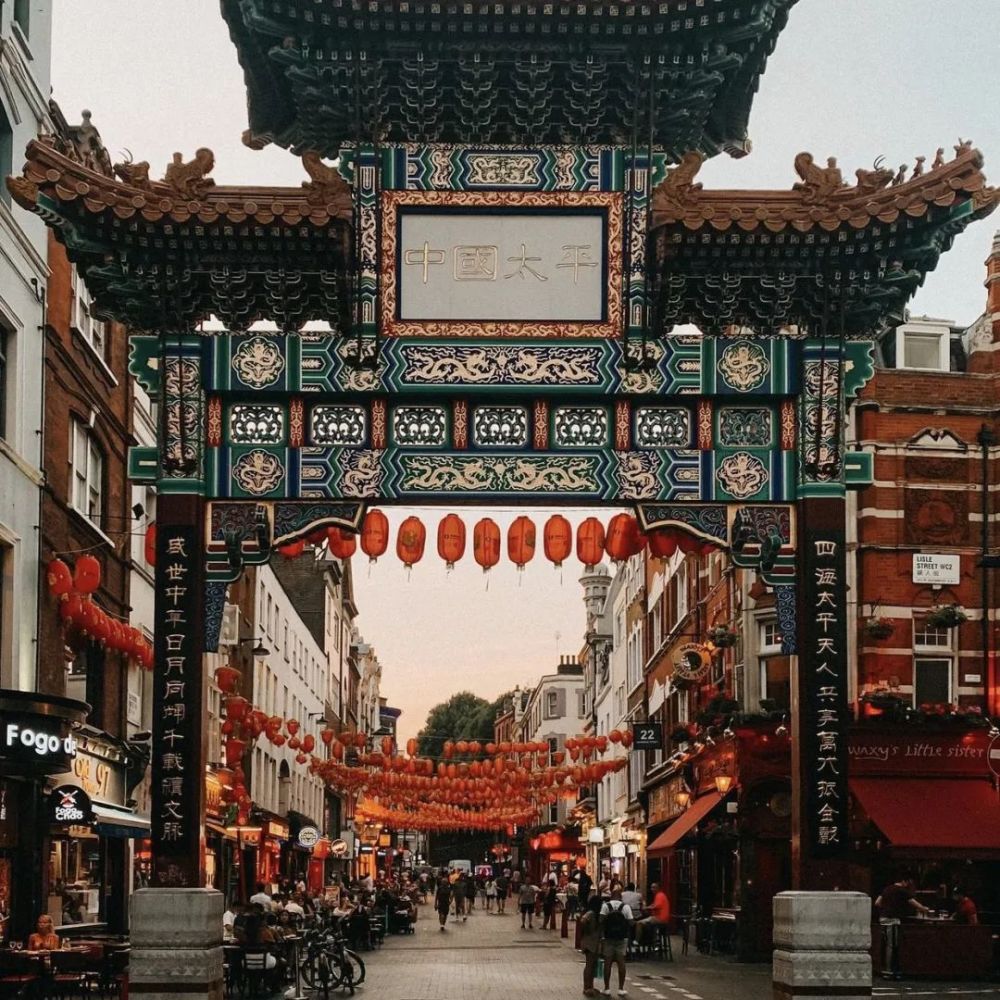 唐人街不只探案还有