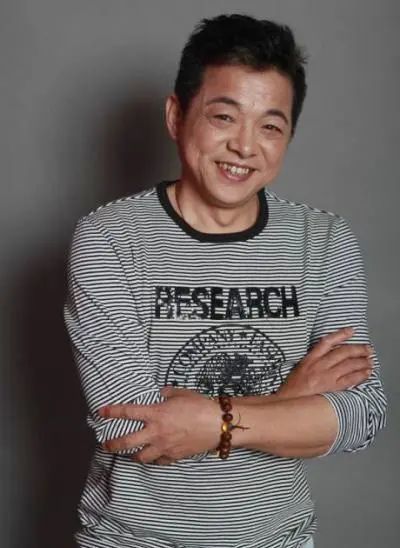 老戏骨曾演"刘全",晚年凄凉四世同住小破房,霉菌杂物随处可见_腾讯