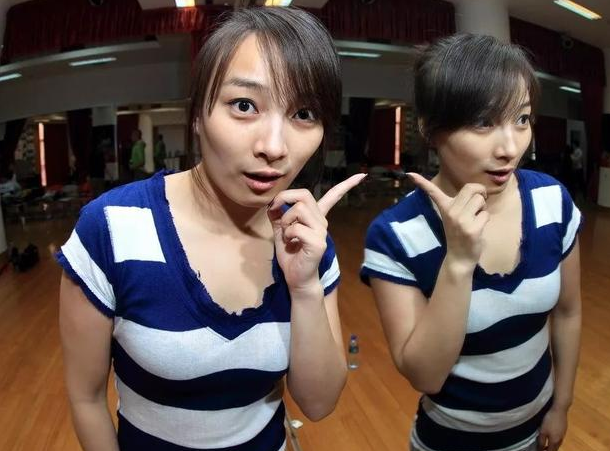 无冠的滑雪公主,多次为国争光,享特权鸟巢办婚礼,嫁