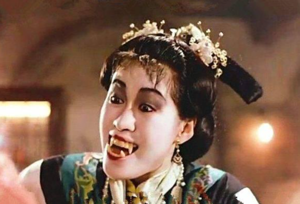 她是林正英电影御用女僵尸卸妆如整容64岁依旧美艳动人