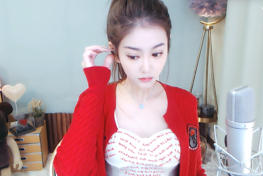 微凉苦恼给2000人发祝福,在yy靠"点哥"养老,仍旧想转签去卓越_腾讯