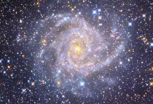 哈勃|哈勃望远镜能看那么远，为什么不这样直接观看星球？