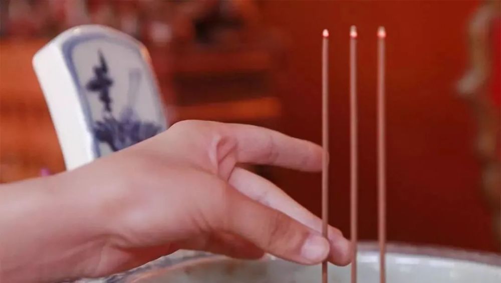 道教的上香的礼仪及禁忌附详细图片