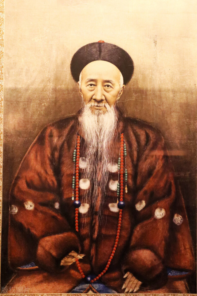 精通九国语言,喜欢闻女人小脚的臭味,鼓励纳妾的晚清怪才