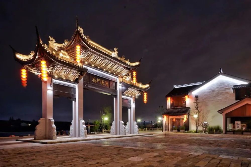 从日里到夜里在相城过年真格蛮闹猛