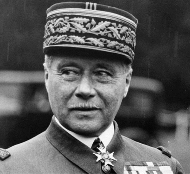 二战法国战败的重要因素纸上谈兵的甘末林全程对德军开绿灯