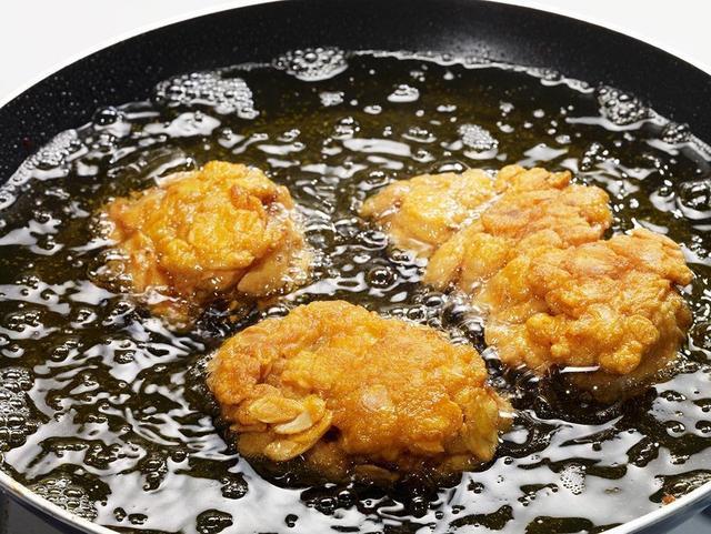 乙肝|60岁乙肝患者，半年转氨酶从350降到38，医生直夸：4件事做得很好