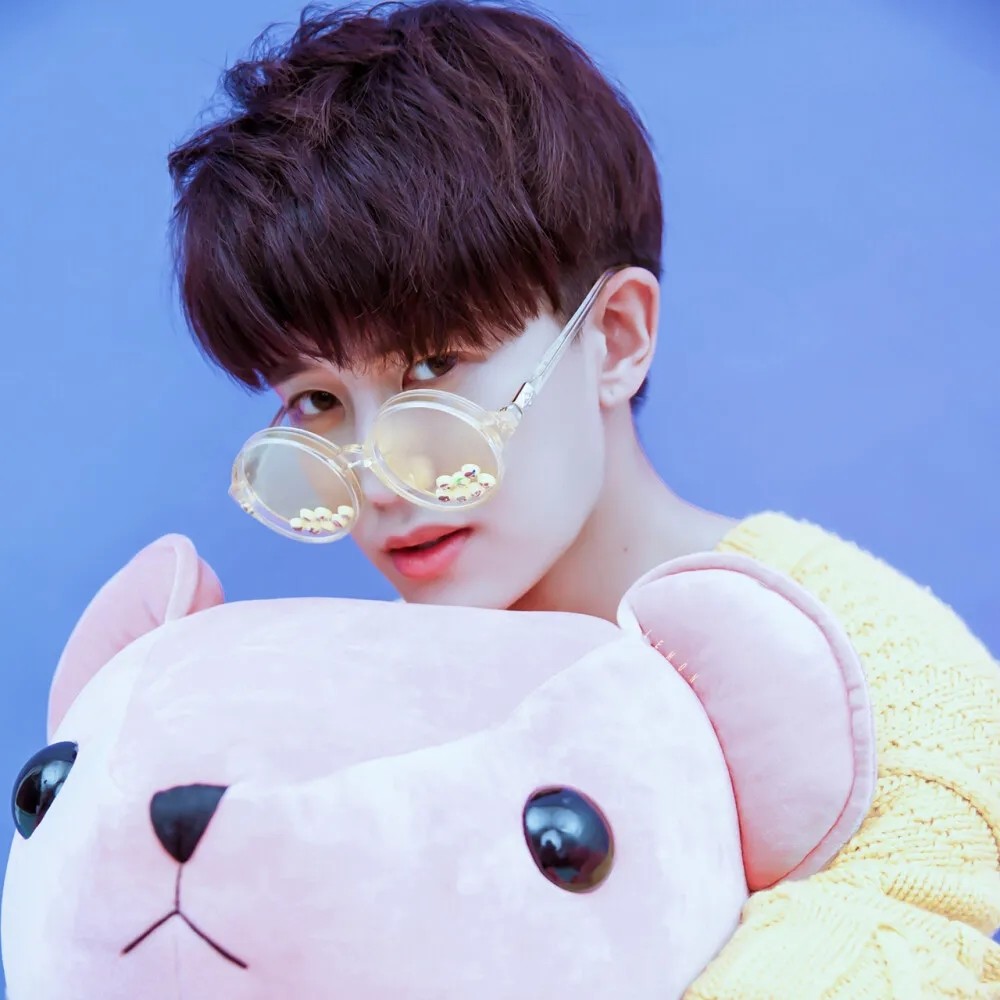 爱豆头像|任嘉伦_腾讯新闻