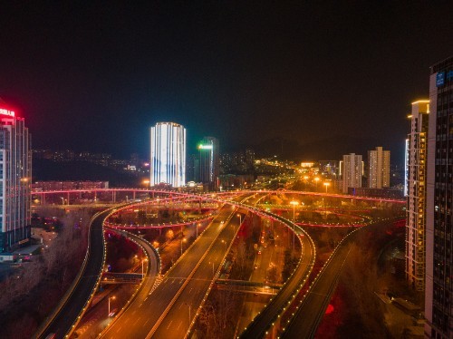 航拍济南燕山立交桥夜景流光溢彩气势恢宏