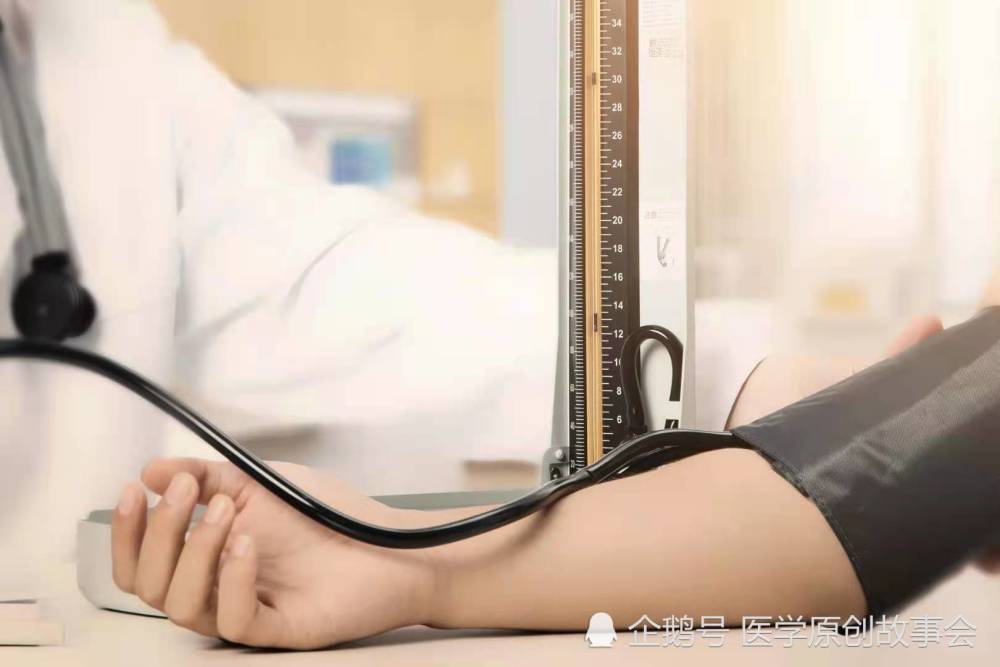 高血压|高血压的元凶找到了，油炸食物排在第四位，排前三位的你每天在吃