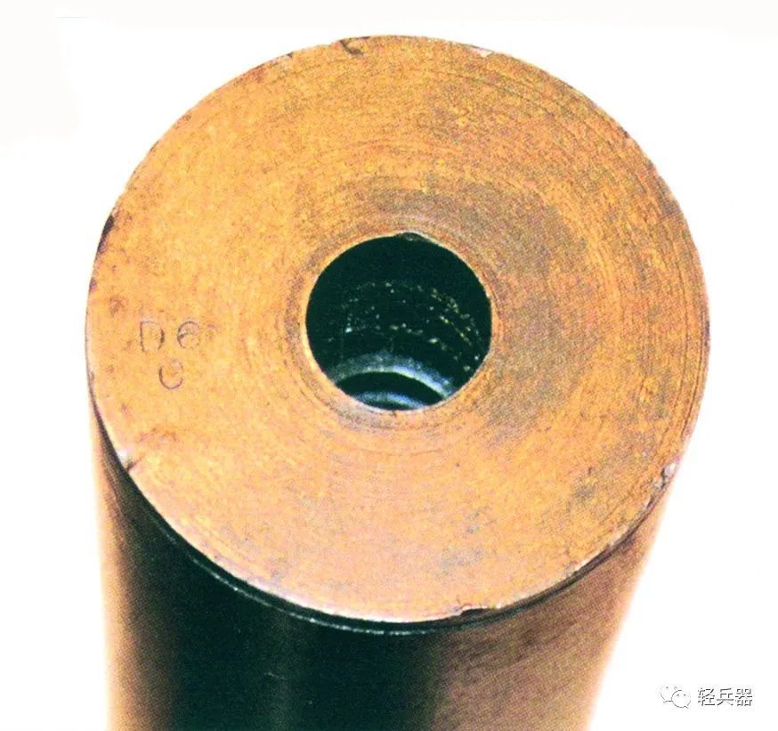 二战期间秘密行动的好帮手:司登微声冲锋枪及其多种消声器_腾讯新闻