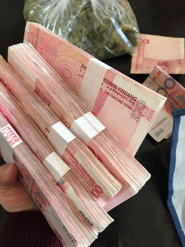 孩子压岁钱该不该上交?不同阶段做法不同,做好引导很重要_腾讯新闻