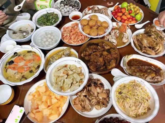 每到过年,我就想炫耀一下温州人的年夜饭!