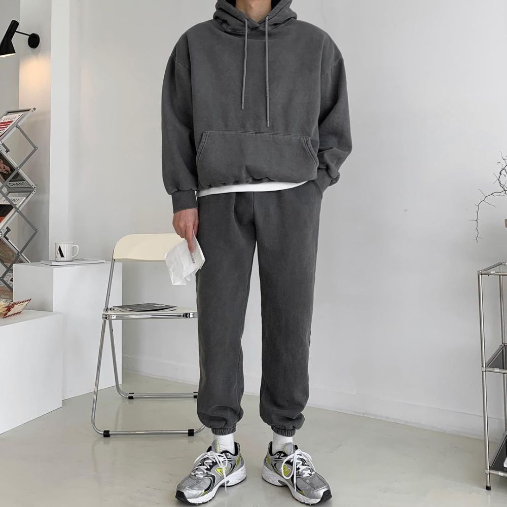 男生别穿羽绒服了,2021初春帅气穿搭,让你阳光清新更显潮流_腾讯新闻