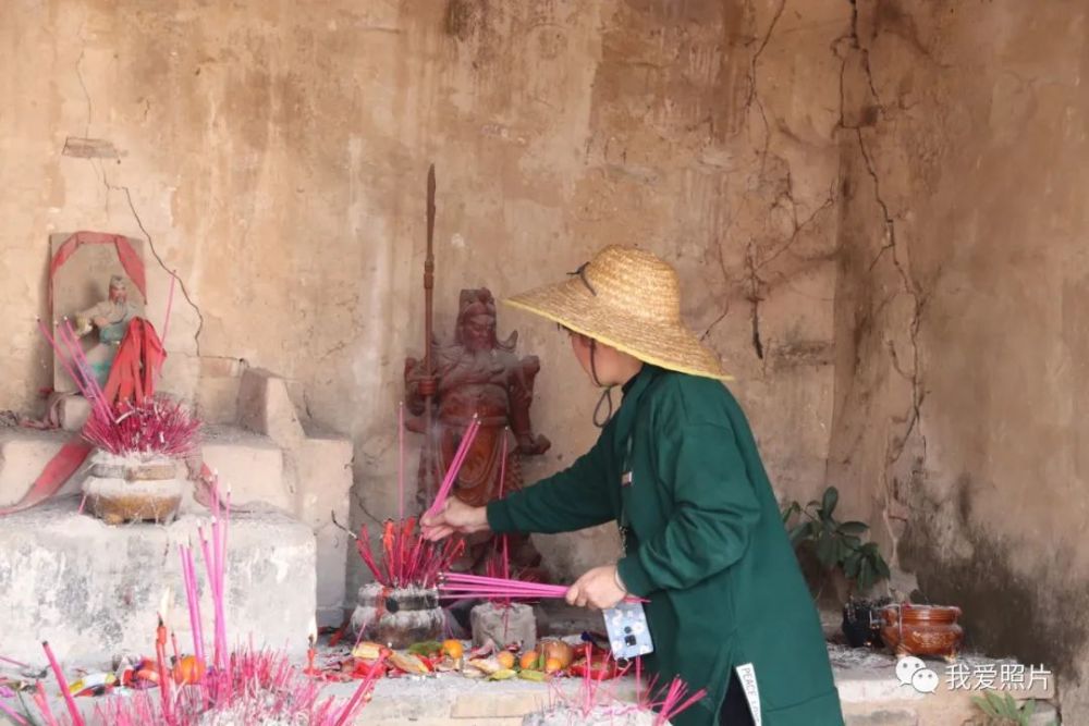 大年初二壮族上桌祭祀外嫁女回娘家拜年父母吃上儿时粽子的味道