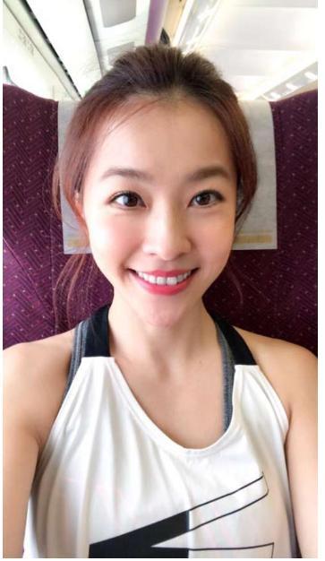 女星黄瑜娴就是其中一个,她曾公开表示自己:"天生没子宫,仅剩左边卵巢