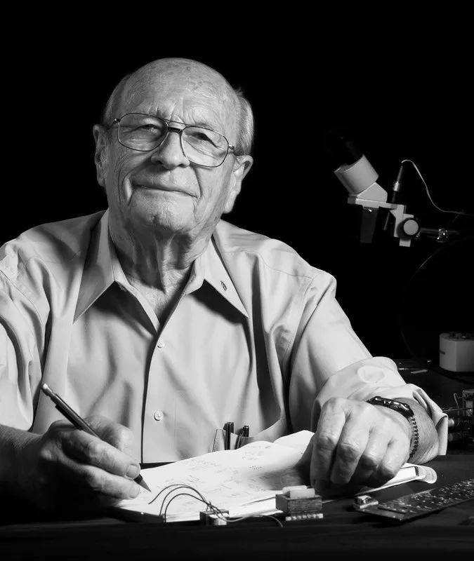 深切缅怀调音台之父rupertneve