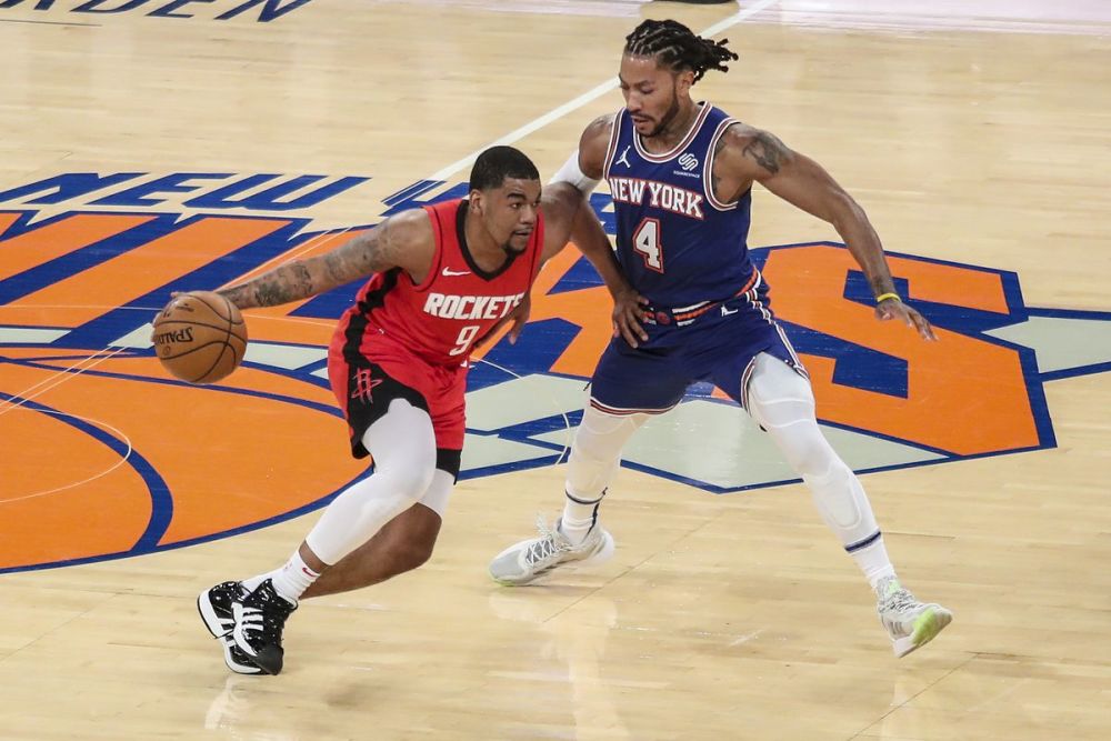 三年前尴尬一幕重现火箭三分44中7豪斯5中0球迷官推发推调侃