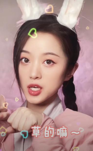 在短视频领域以化妆神技出名的涂罗伊是一位名气不