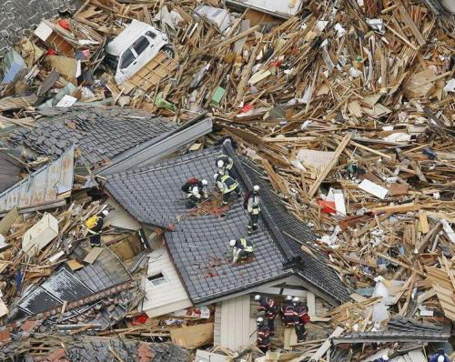 預測成真日本福島近海73級地震後剛剛又發生里氏52級地震