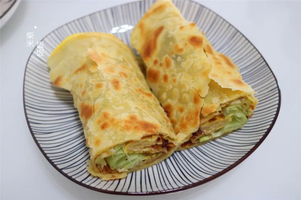 正月初四吃烙饼两种面粉搭配外酥里软米香四溢太好吃了