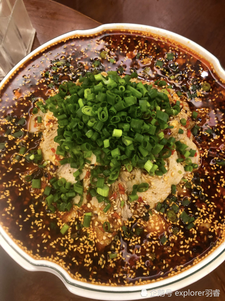 小县城的美食能丰富到什么程度春节带爸妈游富顺县美味的盐帮菜年味