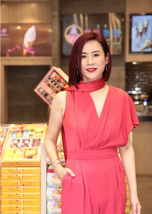 50岁前tvb当家花旦宣萱不介意拍拖,现阶段不需要结婚_腾讯新闻