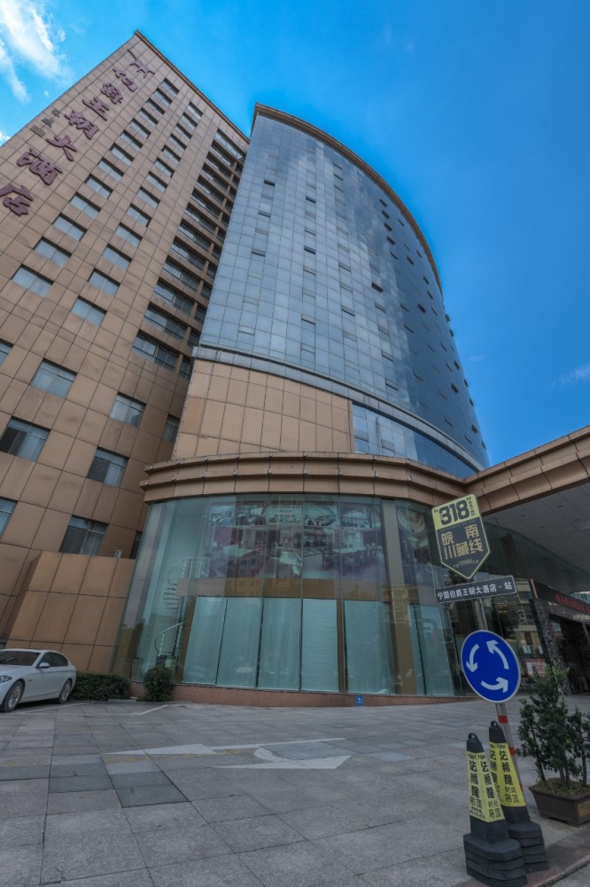 宁国伯爵王朝当地最高端酒店硬件完善且环境一流