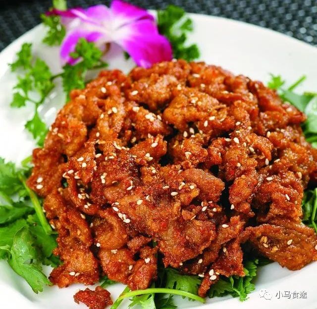 特色孜然羊肉 Xo酱爆螺片 葱爆羊肉丁 青花椒炒螺肉等家常做法 孜然羊肉 Xo酱 青花椒 葱爆羊肉丁 味精 羊肉
