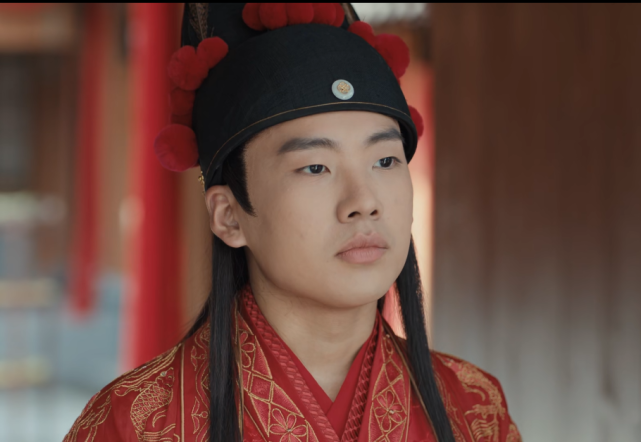 赘婿一口气看完八集笑得肚子疼观看时请注意周边环境防止被误会