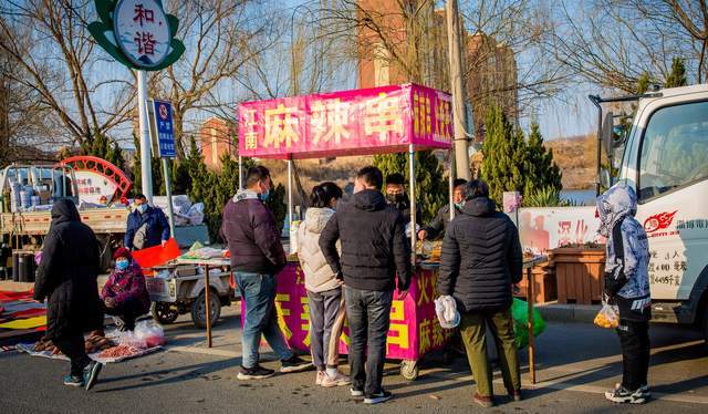 山东邹平:乡村大集上的年味—美味小吃