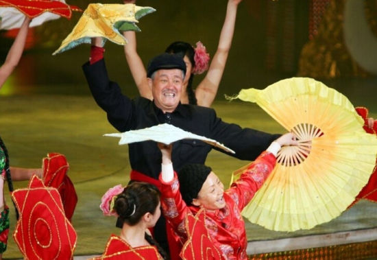 赵本山:"二人转"或将彻底消亡退出历史舞台_腾讯网