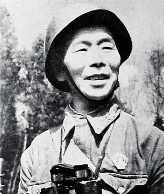 苏联传奇狙击手:黄皮肤,烟不离手,杀敌368个_腾讯新闻