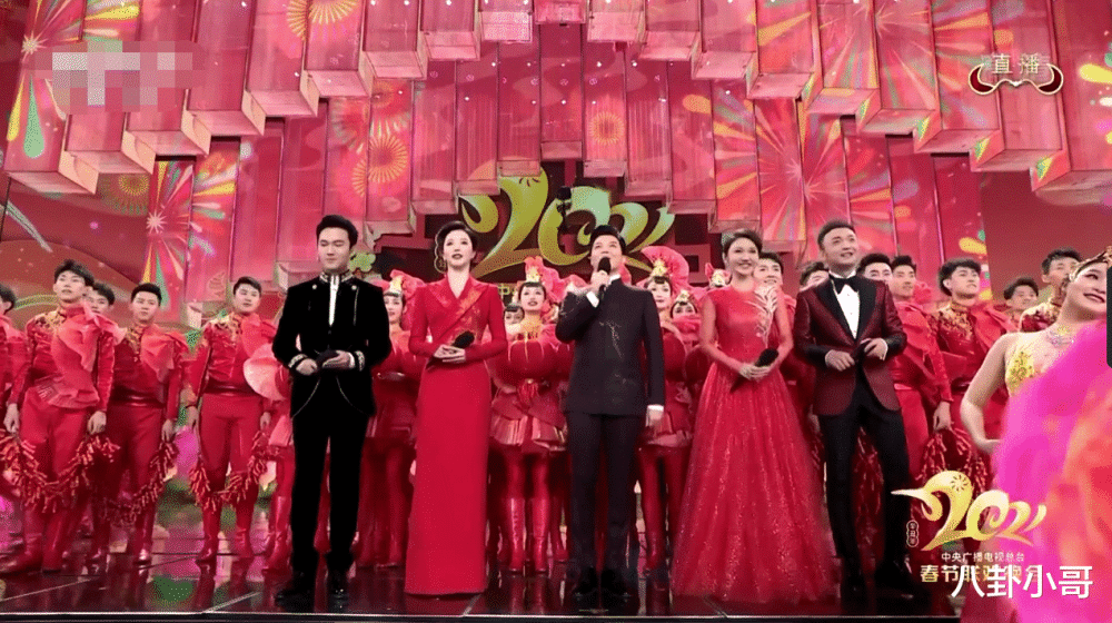 牛年春晚岳云鹏嘴瓢说错词搭档孙越2个字救场完美化解尴尬场面