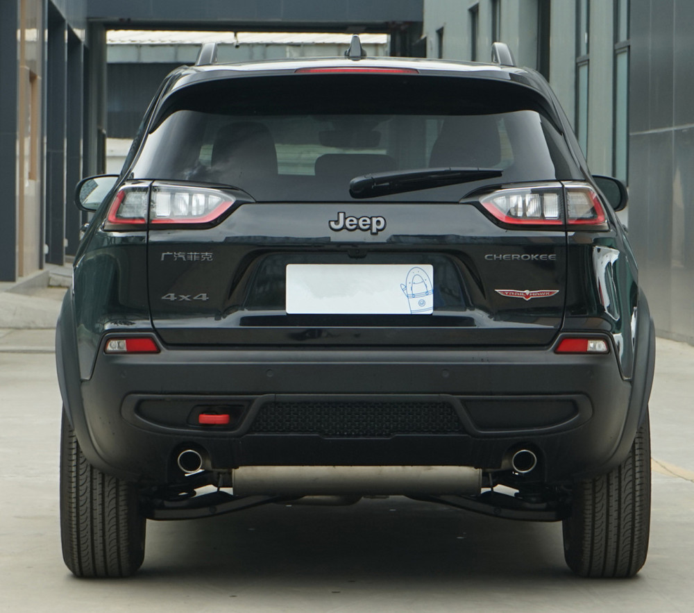 手握32万提了吉普自由光真实驾驶感受如何老司机告诉你