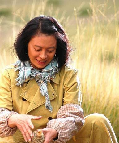 刘佳:中年版李焕英,第一部女主角破格获得,任长霞角色成经典!