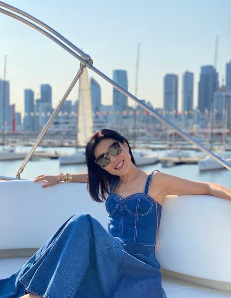 苏芒情人节高调秀恩爱!