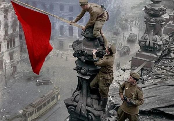 攻克国会大厦:在苏军绝对实力面前,守军的"荣耀"被无情碾压_腾讯新闻