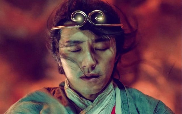 吴孟达是香港仅次于周星驰的喜剧影星在无厘头电影中彰显了喜剧风貌