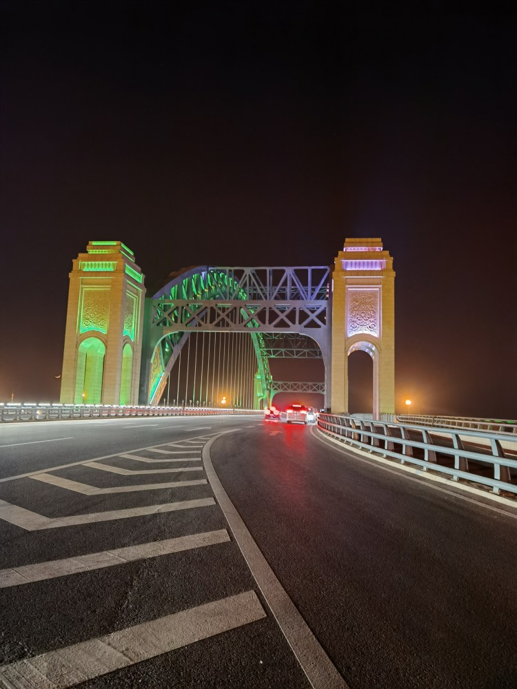 晉陽橋夜景