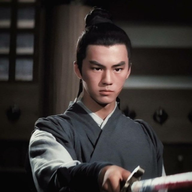 一代巨星狄龙:最红时成龙叫他爸爸,过气时尝尽人间冷暖_腾讯网