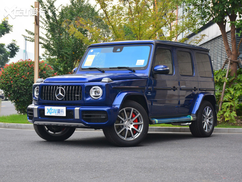 奔驰 amg g63作为奥迪rs家族中集超高颜值与暴力性能于一身的轿跑,在