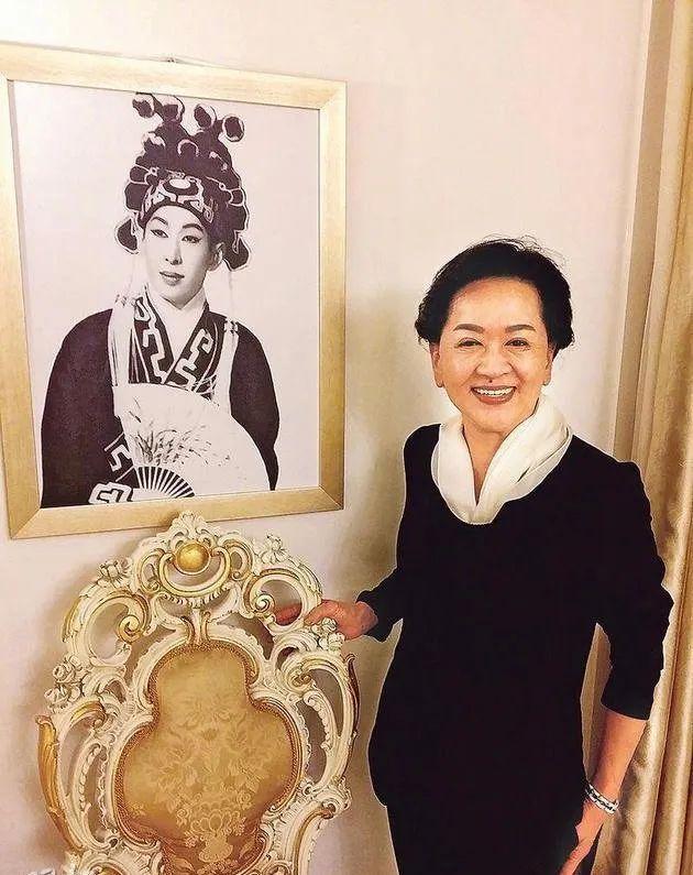 遗产与四儿女反目,让儿子一辈子不要结婚,邓兆尊的倔强母亲_腾讯新闻