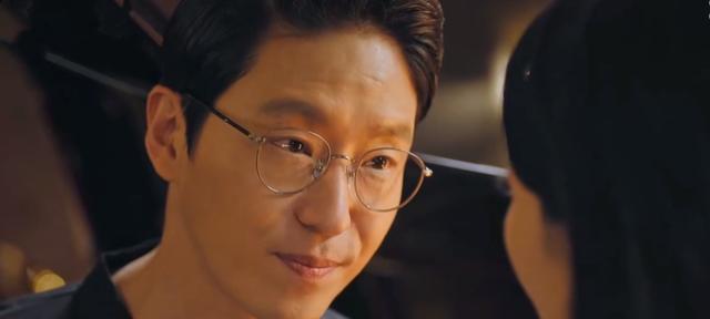 《顶楼2》秀莲走后,周丹泰千老师结婚,双胞胎兄妹被恩星欺负