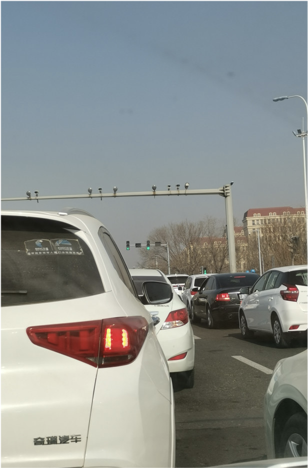 天津津汉公路空港路口堵车缓解的几个办法