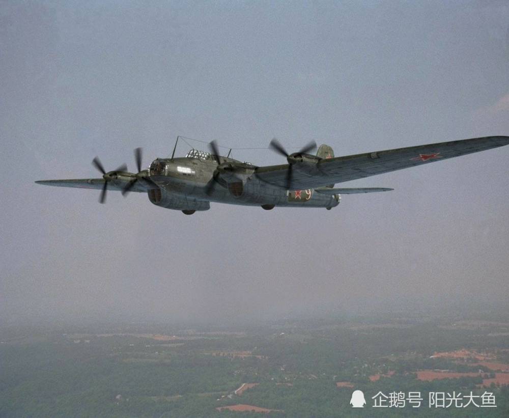 二战苏联毛子战机13佩特利亚可夫pe8tb7重型轰炸机
