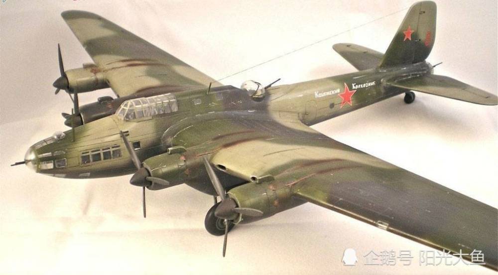 二战苏联毛子战机13佩特利亚可夫pe8tb7重型轰炸机